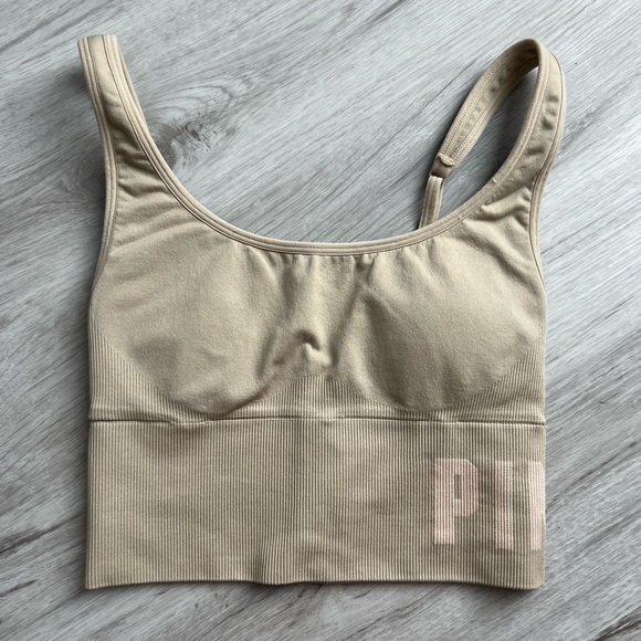 Pink sports beige spandex top - Picture 2 of 4